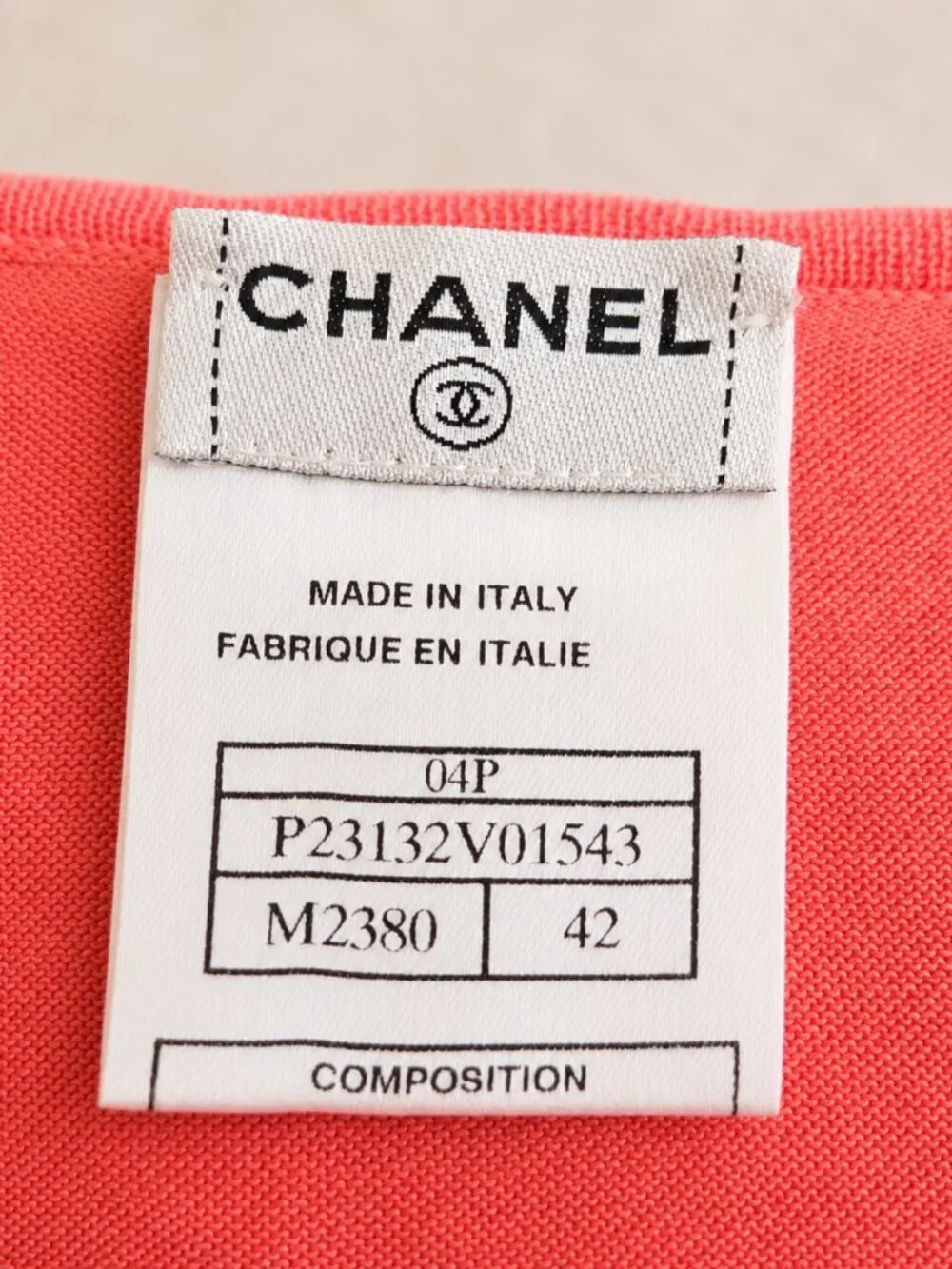 CHANEL Coral Orange Sleeveless Knit Logo Tank Top Size 42 Made in Italy